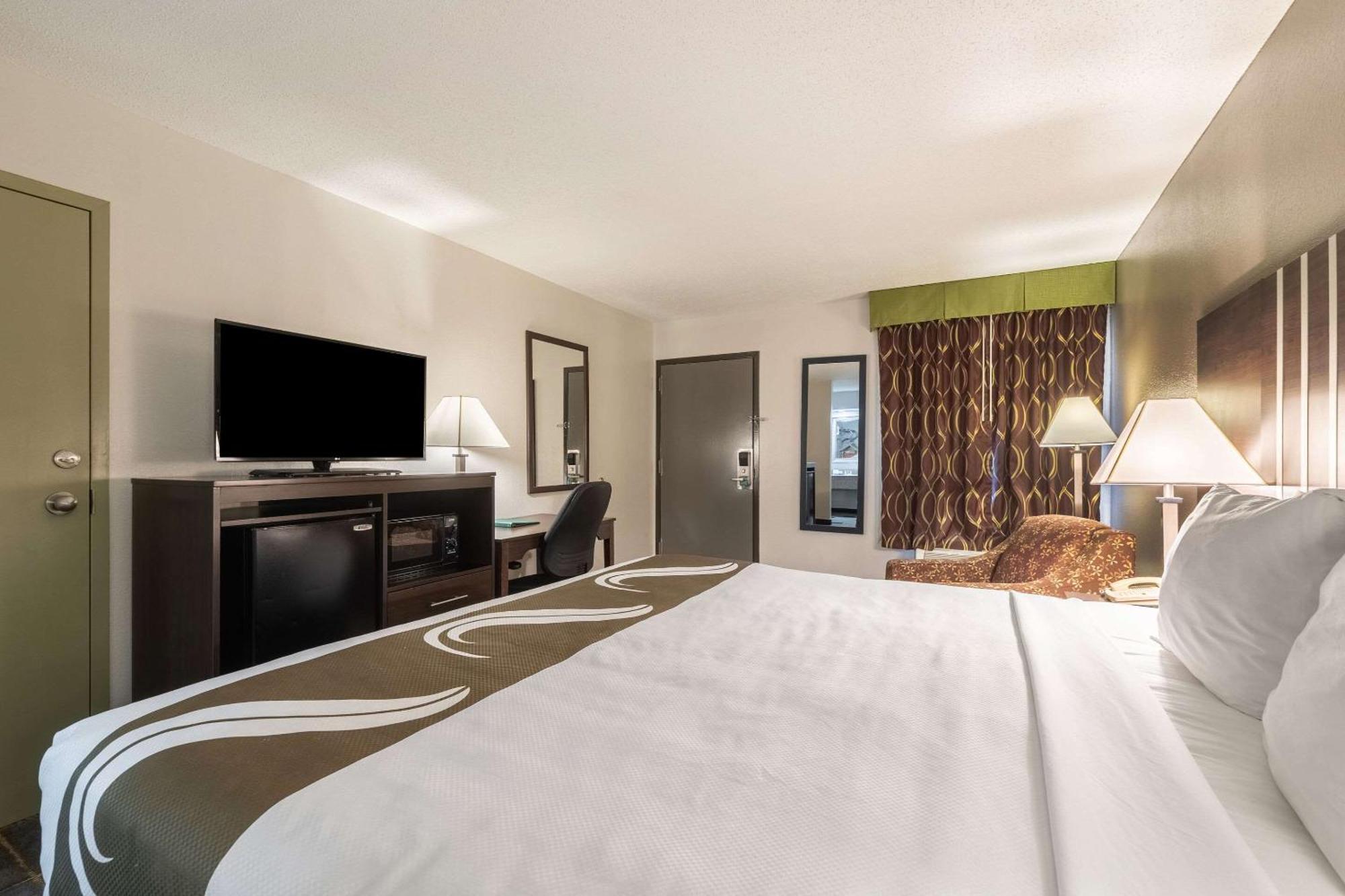 Quality Inn Cleveland Zewnętrze zdjęcie
